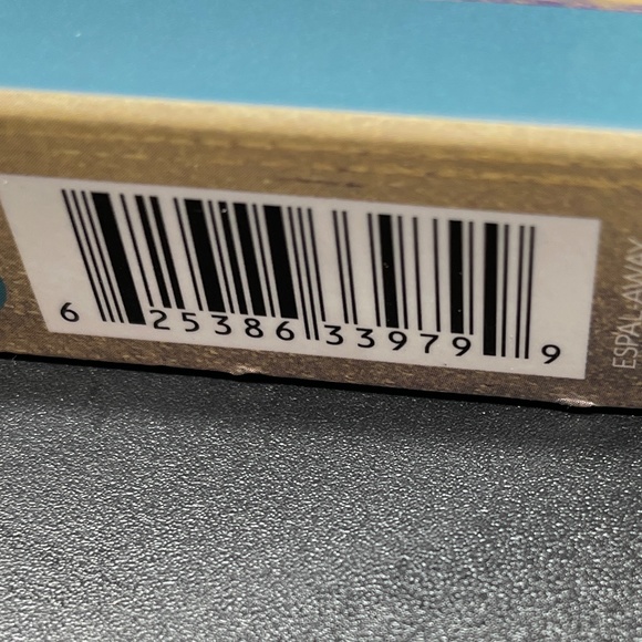 Cargo "Take Me Away!" 12 Pan Eye Shadow Palette W/Dual-Ended Brush 0.8g NIB - Picture 3 of 10